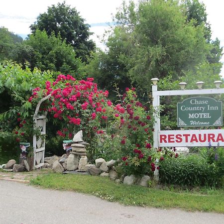 Chase Country Inn Екстер'єр фото